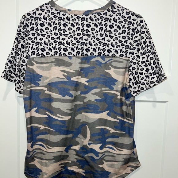 SHEIN Leopard and Camo Short Sleeve Tee - Blue and Gray - Picture 2 of 3